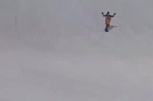 谈球吧(中国)官方网站史诗级难度！王梓阳今年在X Games上完成的前空翻三周