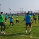 谈球吧体育app下载国安新帅参与抢圈训练，来看看塞蒂恩踢球什么水平⚽