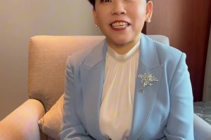 谈球吧体育app官网邓亚萍：第一次世乒赛拿到双打冠军很兴奋，单打没能夺冠很遗憾