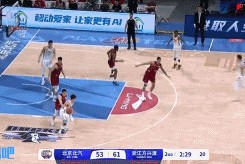 谈球吧体育app下载持续发力！小巴里-布朗突分喂饼胡金秋 广厦完成10-0领先两位数