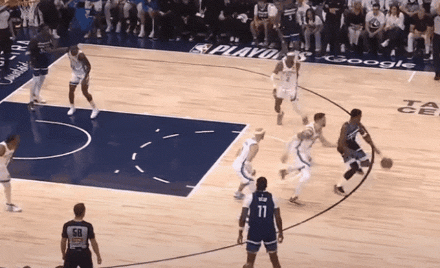 谈球吧官网登录入口爱德华兹，攻防两端炸碎雷霆