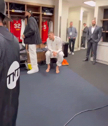 谈球吧斑马你玩归玩，可千万不要得罪方丈啊！