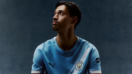 谈球吧体育官网入口赚!赖因德斯转会至少给阿尔克马尔10%分成,科尔克兹也有该条款